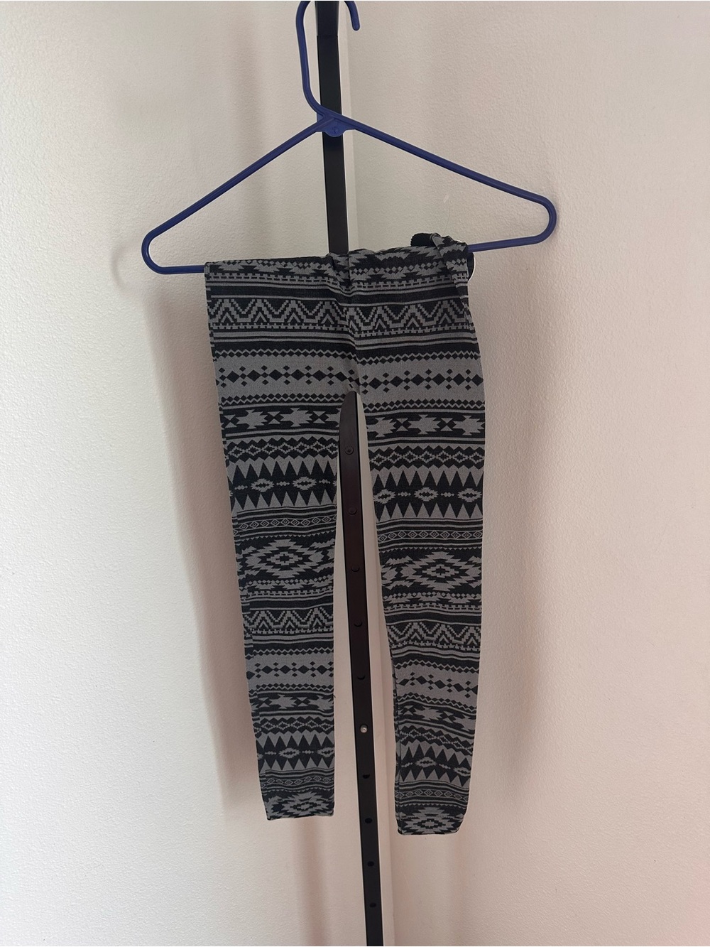 Limited too nwt warm leggings